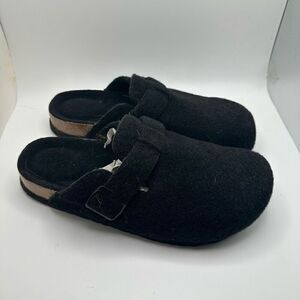 CUSHIONAIRE Women's Cork Footbed Clog 8 BLACK WOOL